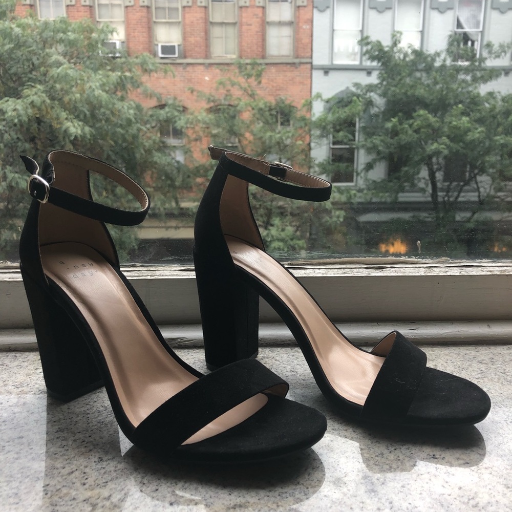 A NEW DAY Ema High Block Heel Pumps